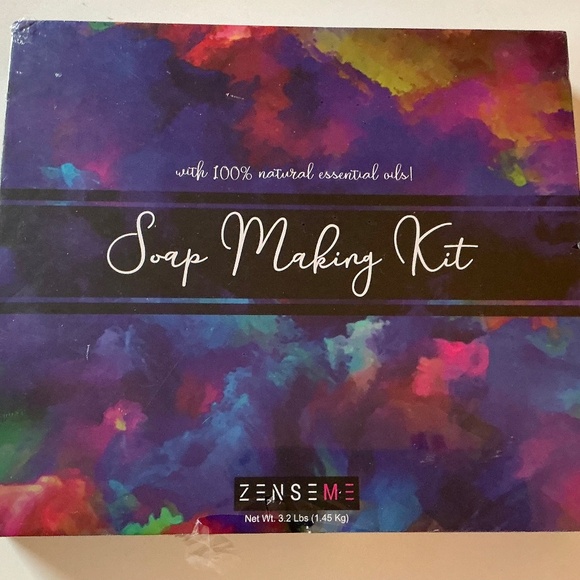 New Soap Making Kit ZENSE ME New unopened 100% natural essential oils - Picture 1 of 5